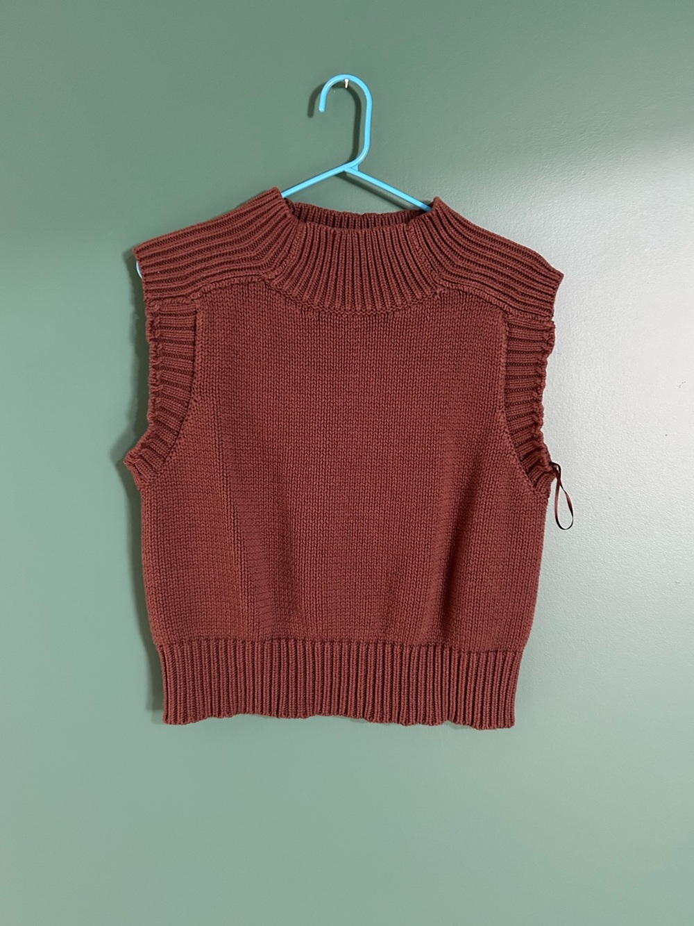 Creamon Sleeveless Mock Neck Knit Sleeveless Sweater Tank in Chocolate